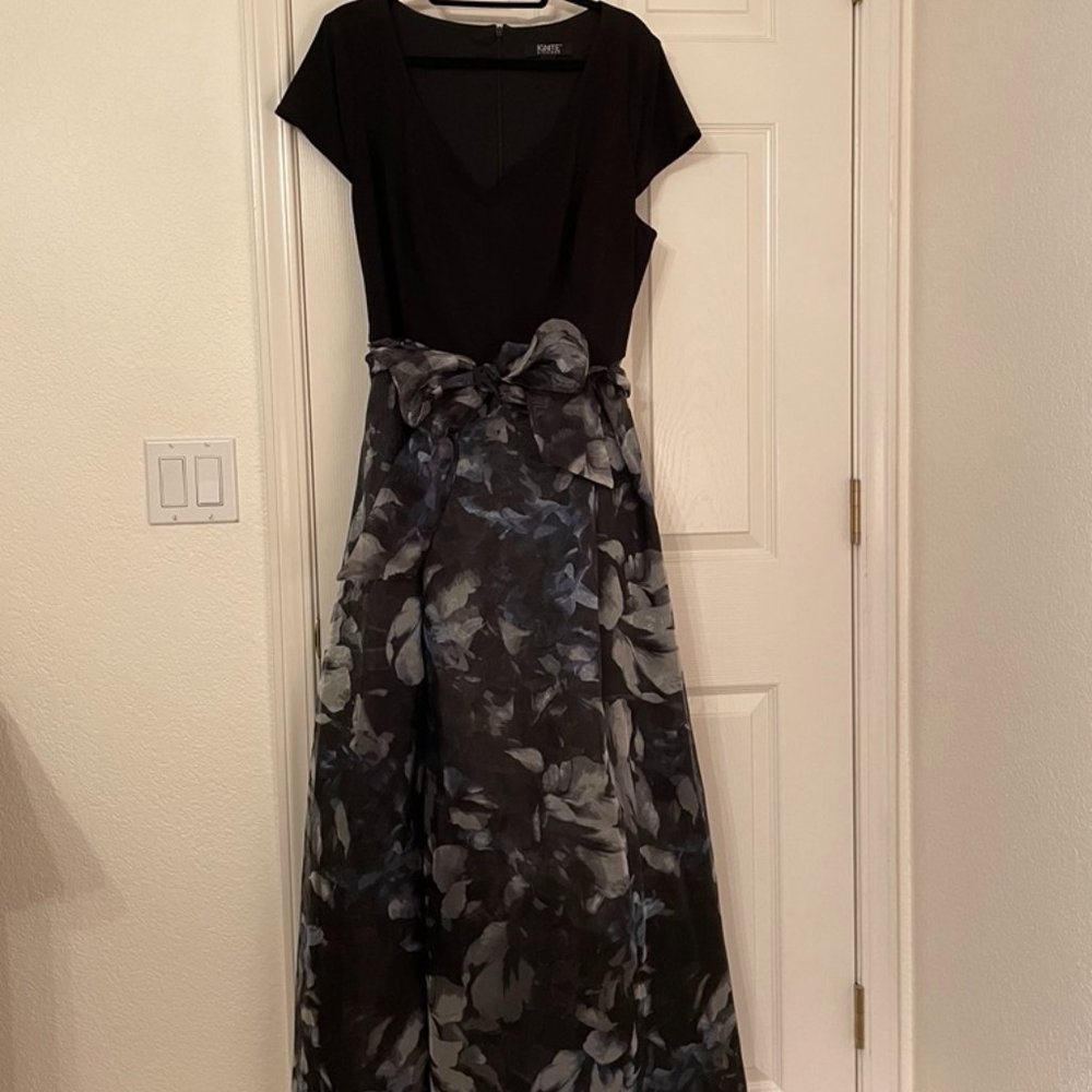 Women's 20W Ignite Evenings Black & Floral Gown EUC
